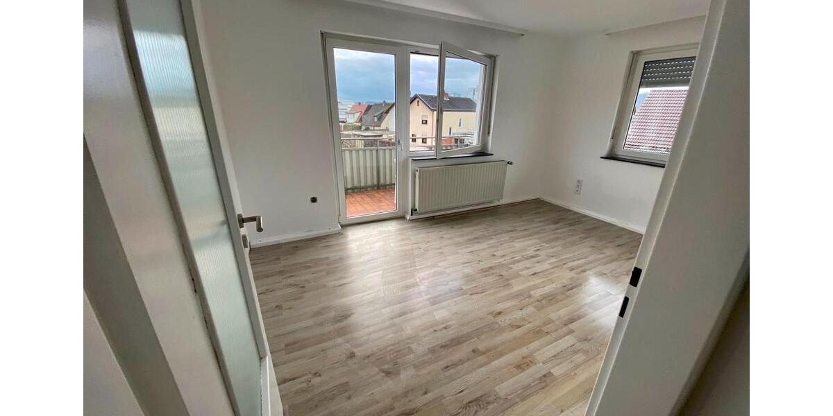Etagenwohnung Karlstadt - 3 Zimmer, 85 m&sup2;, 950&euro; | Angebot:25900587