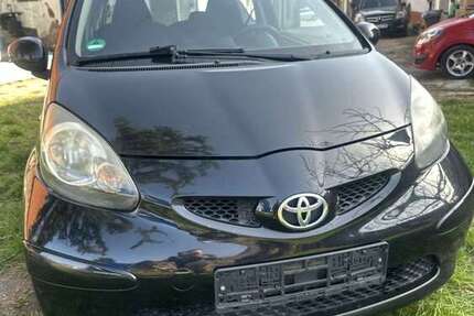 Toyota Aygo 158.506 km 2.200 &euro; Edingen-Neckarhausen 68535