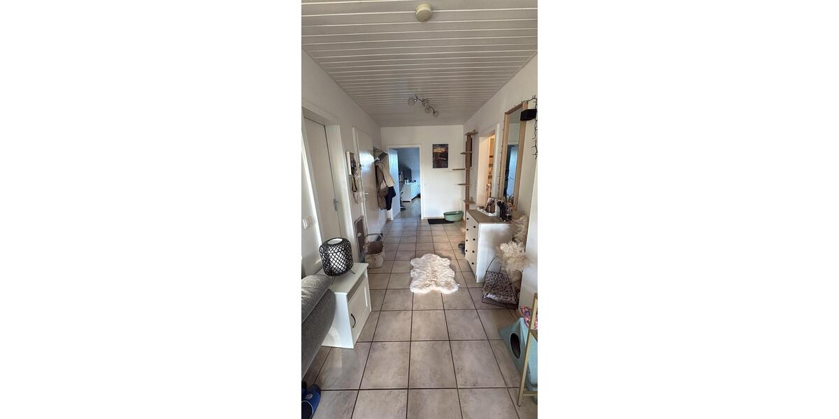 Dachgeschoßwohnung Korschenbroich - 2 Zimmer, 71 m&sup2;, 550&euro; | Angebot:26413501