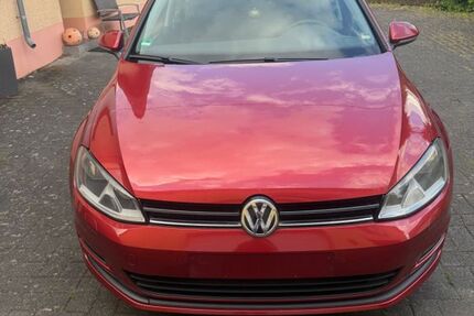 VW Golf 145.000 km 8.399 &euro; Lascheid 54597