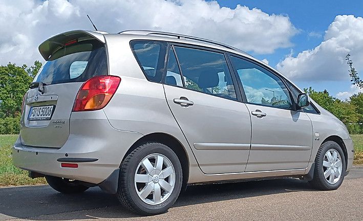 Corolla Verso