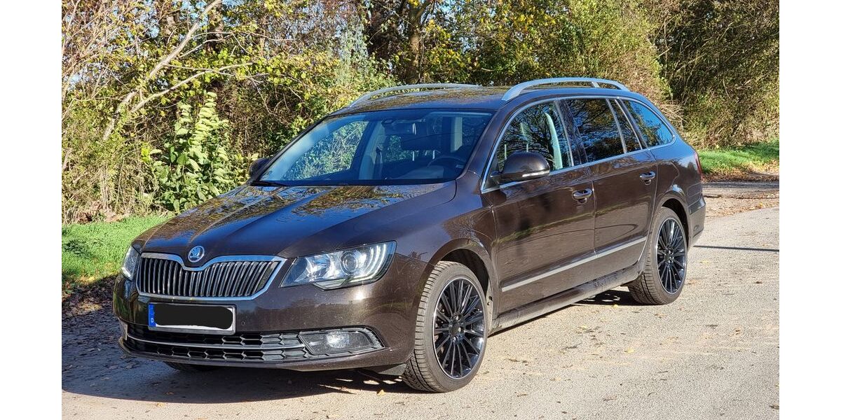 Skoda Superb 183.000 km 9.399 &euro; Algermissen 31191