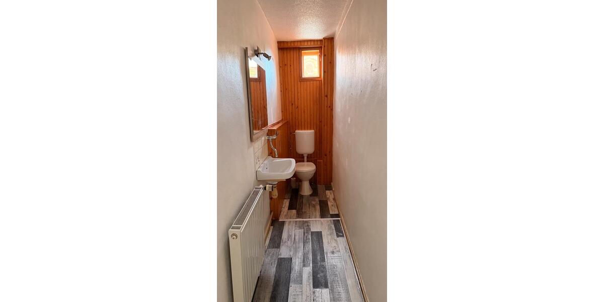 Dachgeschoßwohnung Arnstadt - 3.5 Zimmer, 120 m&sup2;, 1.100&euro; | Angebot:24865356