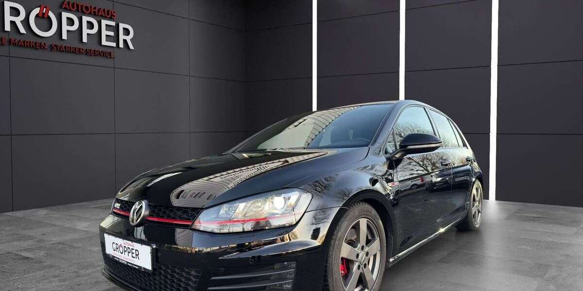 VW Golf 103.500 km 17.900 &euro; Paderborn 33104