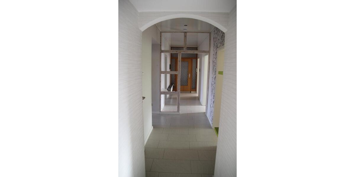 Etagenwohnung Halver - 4 Zimmer, 103 m&sup2;, 760&euro; | Angebot:25173089