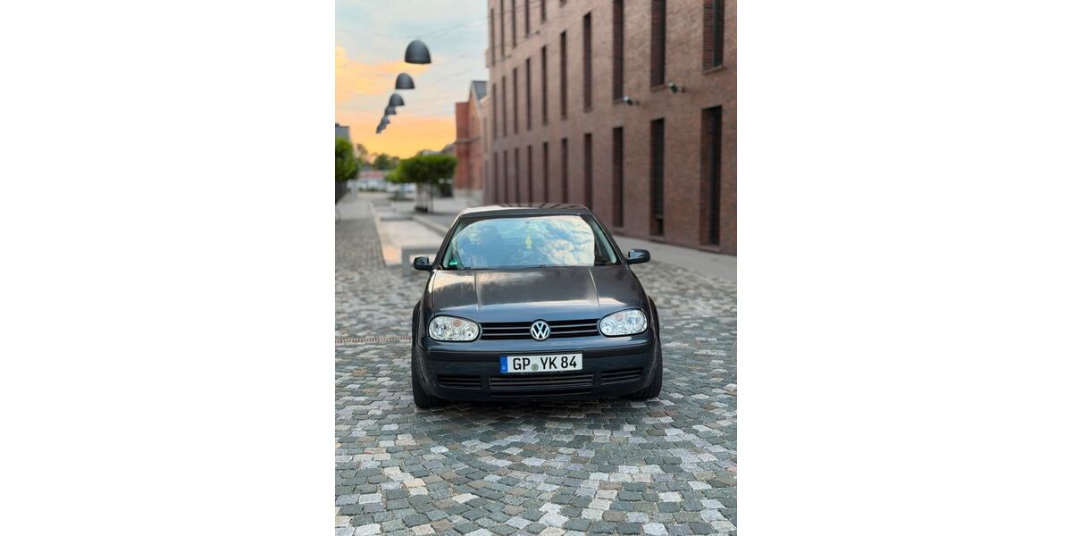 VW Golf 201.000 km 1.999 &euro; Salach 73084