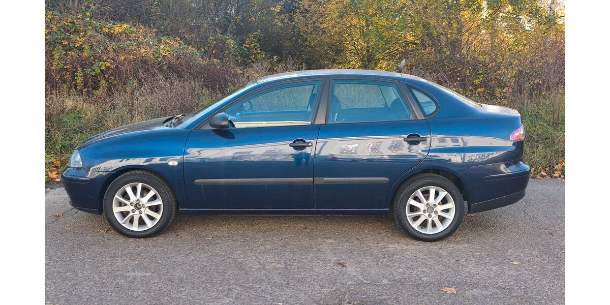 Seat Cordoba 66.000 km 3.999 &euro; Rostock 18057