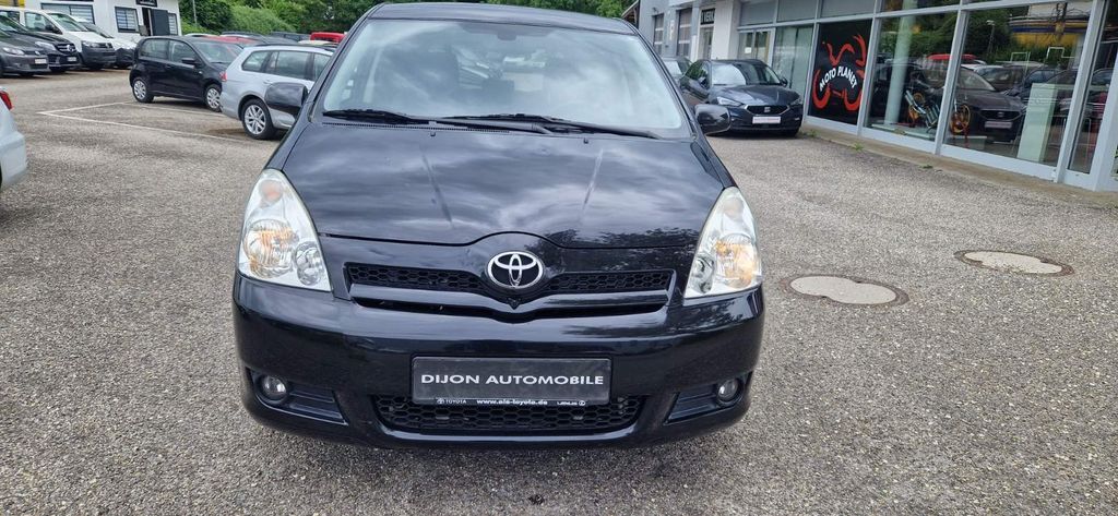 Toyota Corolla Verso 144.402 km 6.300 € Gundelfingen 79194