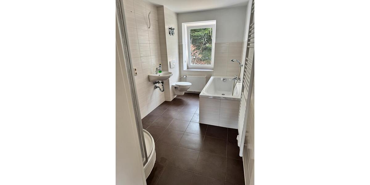 Erdgeschoßwohnung Sehmatal - 2 Zimmer, 63 m&sup2;, 310&euro; | Angebot:25717828