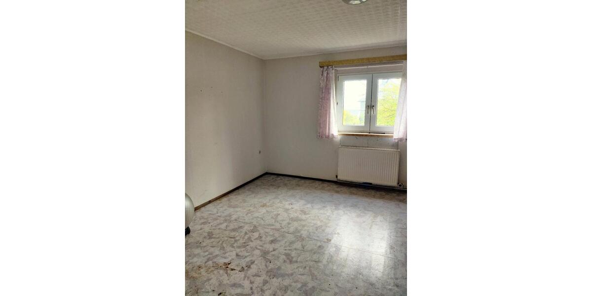 Einfamilienhaus Saalfeld (Saale) - 5 Zimmer, 90 m&sup2;, 59.500&euro; | Angebot:24830600