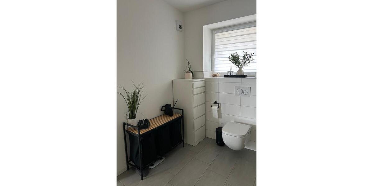 Einfamilienhaus Bergrheinfeld - 2 Zimmer, 73 m&sup2;, 850&euro; | Angebot:26312163