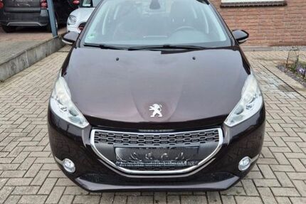 Peugeot 208 193.000 km 5.500 &euro; Xanten 46509