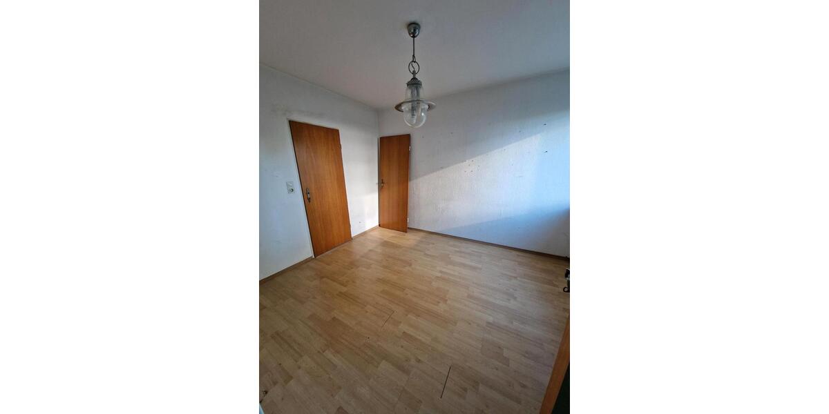 Erdgeschoßwohnung Bottrop Feldhausen - 4.5 Zimmer, 102 m&sup2;, 220.000&euro; | Angebot:26320561