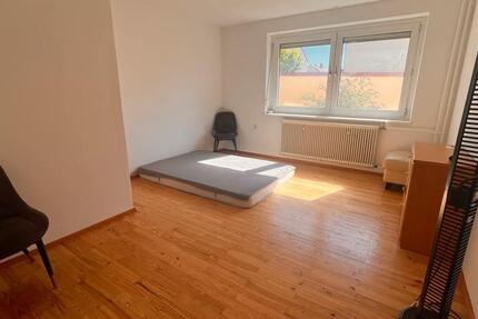 Wohnen auf Zeit Augsburg Oberhausen - 4 Zimmer, 110 m&sup2;, 490&euro; | Angebot:26411233