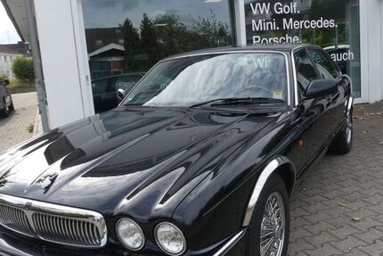 Jaguar XJ8 142.000 km 9.950 &euro; Bad Schwartau 23611