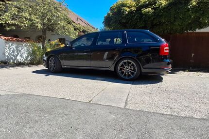 Skoda Octavia 191.000 km 5.500 &euro; Wolfratshausen 82515