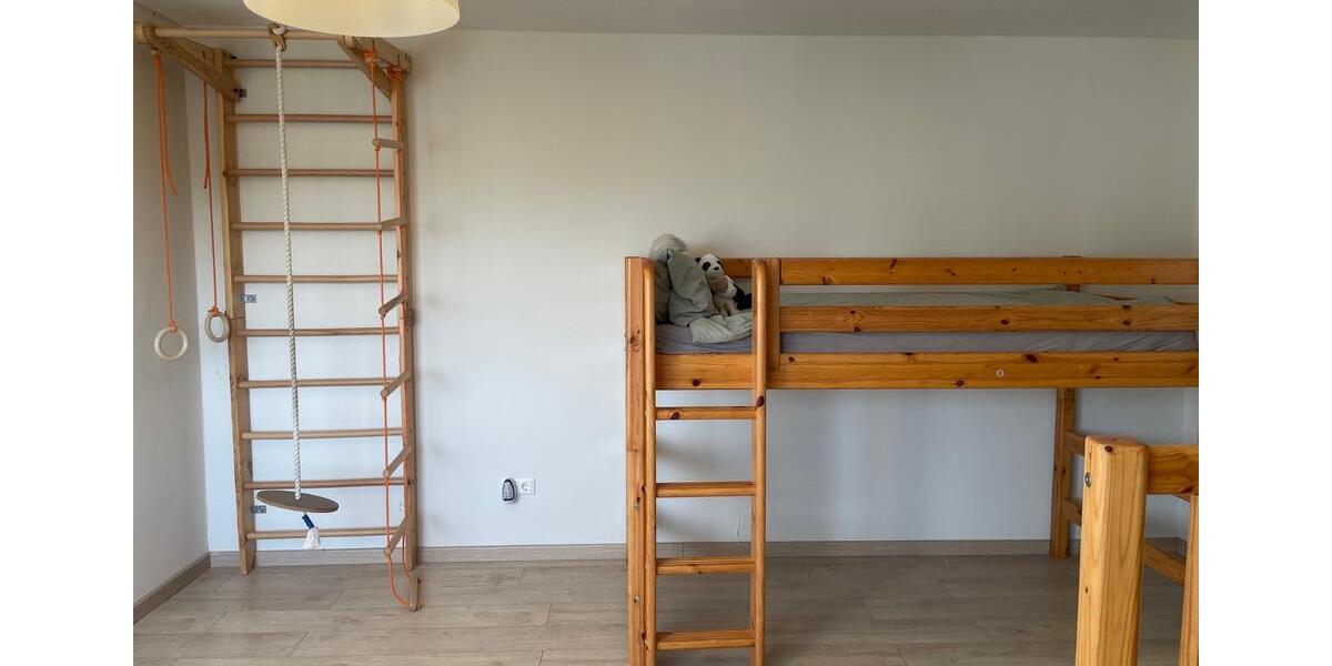 Einfamilienhaus Espelkamp - 7 Zimmer, 360 m&sup2;, 500.000&euro; | Angebot:26698963