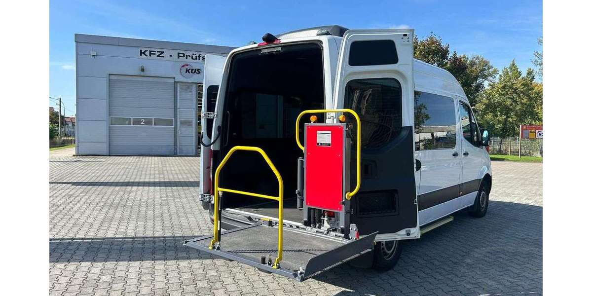 Mercedes-Benz Sprinter 179.000 km 29.990 &euro; Brandenburg an der Havel 14770