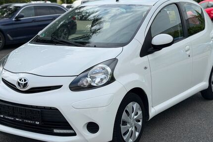 Toyota Aygo (X) 71.000 km 4.990 &euro; Möglingen 71696