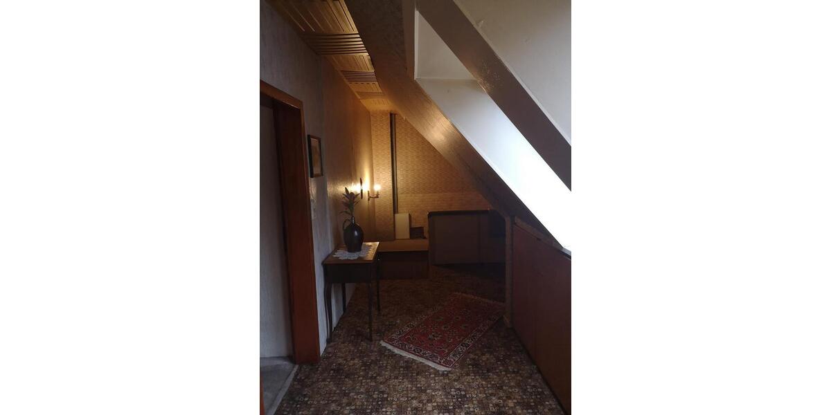 Einfamilienhaus Hessisch Oldendorf - 8 Zimmer, 180 m&sup2;, 167.000&euro; | Angebot:26248599