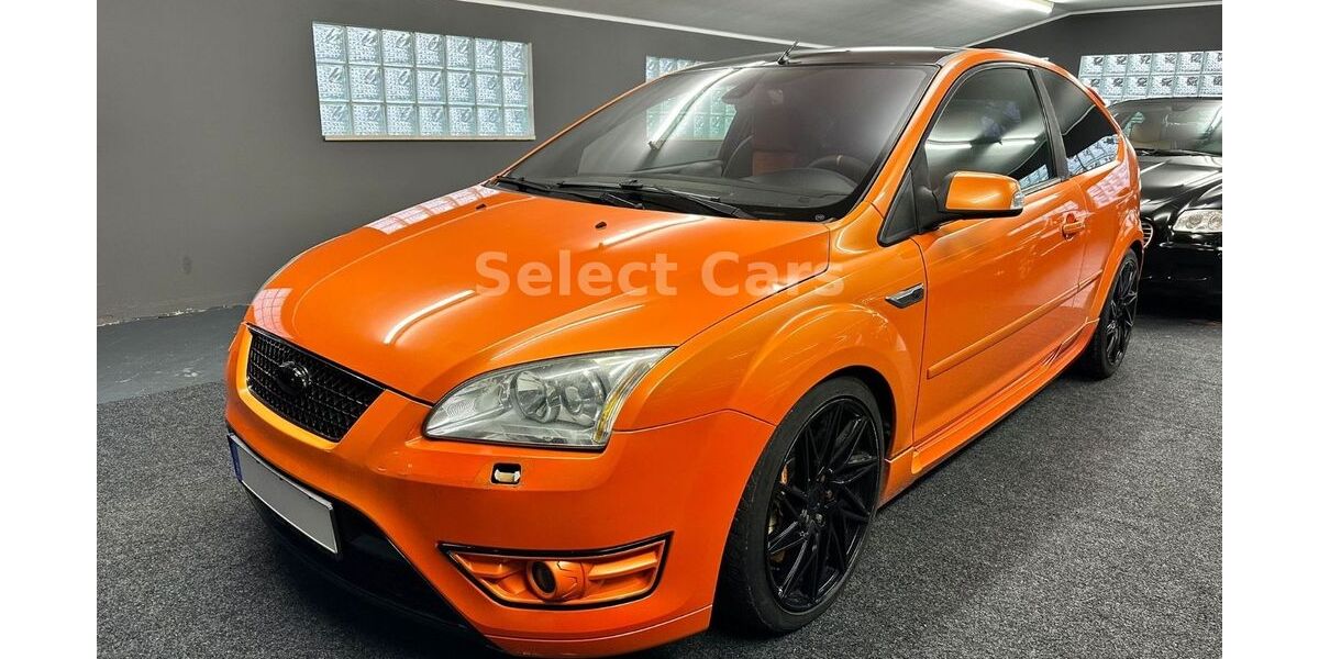 Ford Focus 172.670 km 5.990 &euro; München 81243