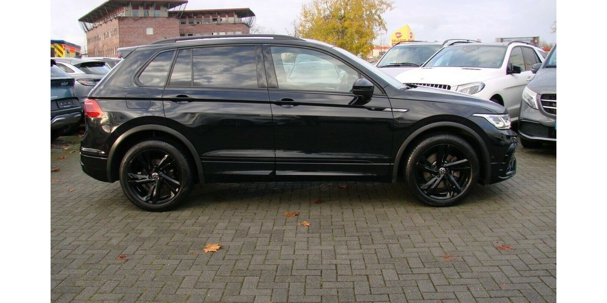 VW Tiguan 2.0TDi R-Line 4M BlackStyle ACC IQ LIGHT 41.763 km 33.980 &euro; Falkensee 14612