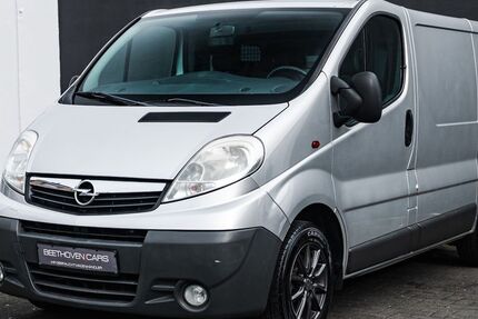 Opel Vivaro 288.000 km 5.999 &euro; Solingen 42655