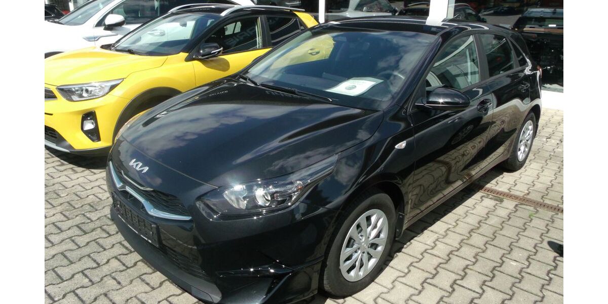 Kia ceed / Ceed 7.995 km 22.999 &euro; Strahwalde 02747