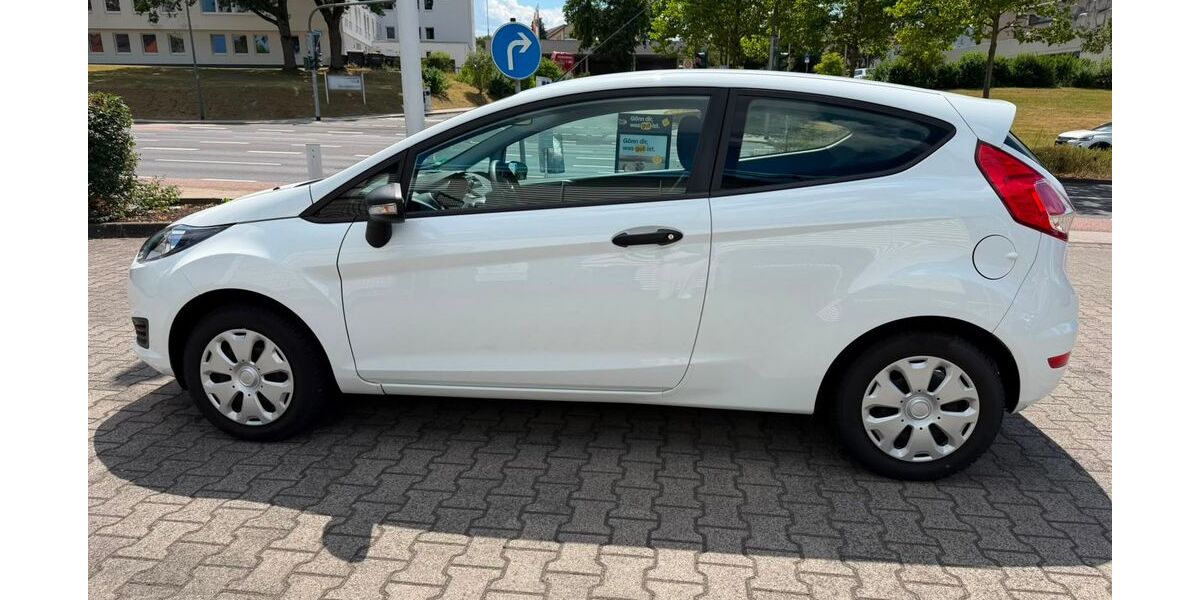 Ford Fiesta 32.700 km 5.999 &euro; Fulda 36039