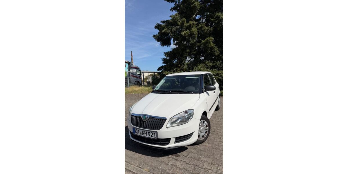 Skoda Fabia 217.000 km 3.200 &euro; Karlsruhe 76185