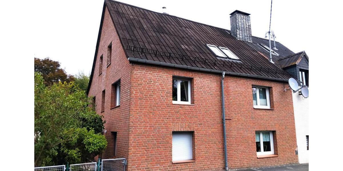 Doppelhaushälfte Kreuztal - 7 Zimmer, 190 m&sup2;, 280.000&euro; | Angebot:27150727