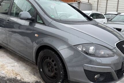 Seat Altea 200.000 km 3.990 &euro; Magdeburg 39112