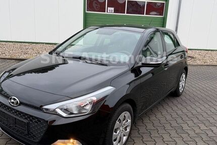 Hyundai i20 45.996 km 9.290 &euro; Fürstenwalde 15517