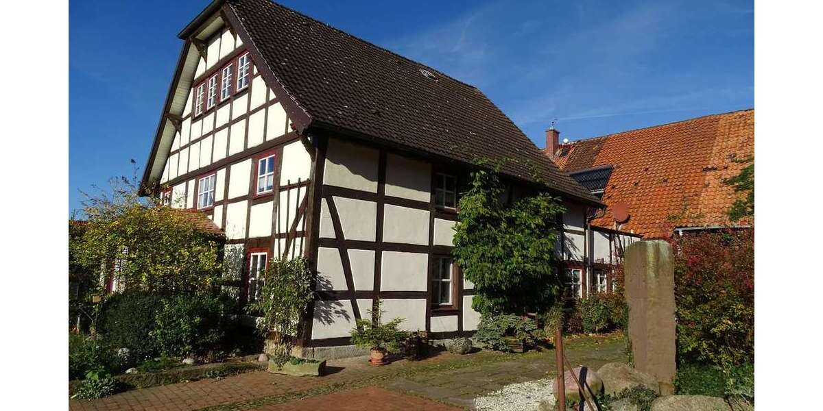 Haus zum Kaufen in Hessisch Oldendorf 175.000 € 200 m² 9 zimmer