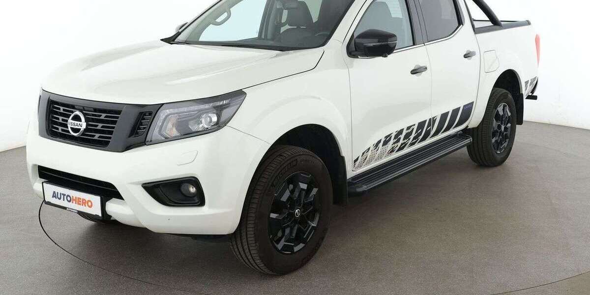 Nissan Navara 44.762 km 32.640 &euro; Köln 50739