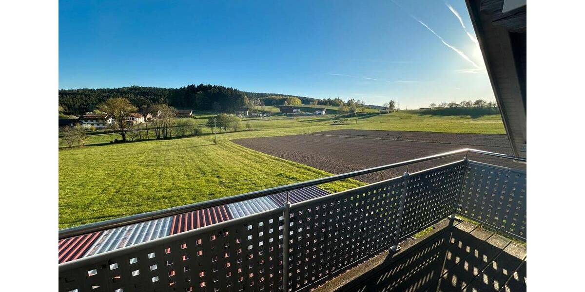 Dachgeschoßwohnung Rimbach - 3 Zimmer, 145 m&sup2;, 850&euro; | Angebot:26387100