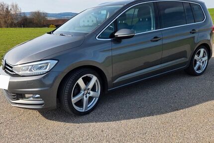 VW Touran 97.000 km 15.700 &euro; Mitterfels 94360