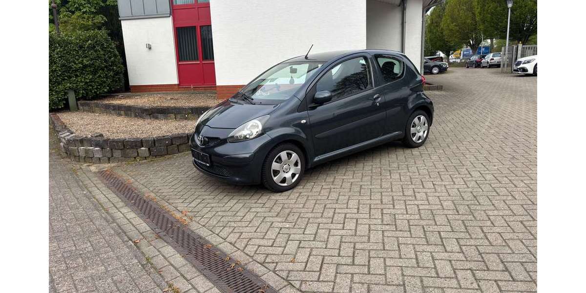 Toyota Aygo 181.000 km 1.650 &euro; Vechta 49377