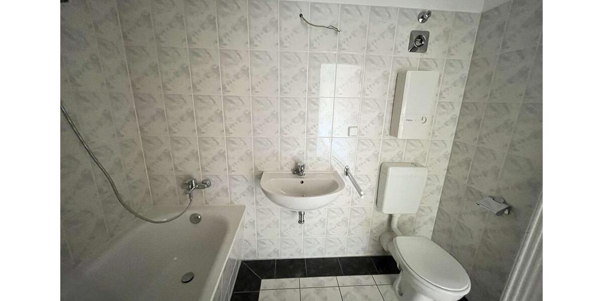 Etagenwohnung Halberstadt - 2 Zimmer, 64 m&sup2;, 349&euro; | Angebot:25791446
