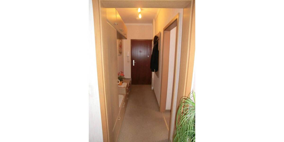 Etagenwohnung Hoyerswerda - 3 Zimmer, 77 m&sup2;, 79.000&euro; | Angebot:25986169