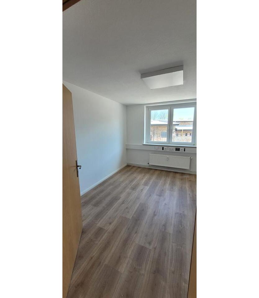 Büroräume in Zossen zu vermieten ! Flexible Aufteilung ab 17 qm