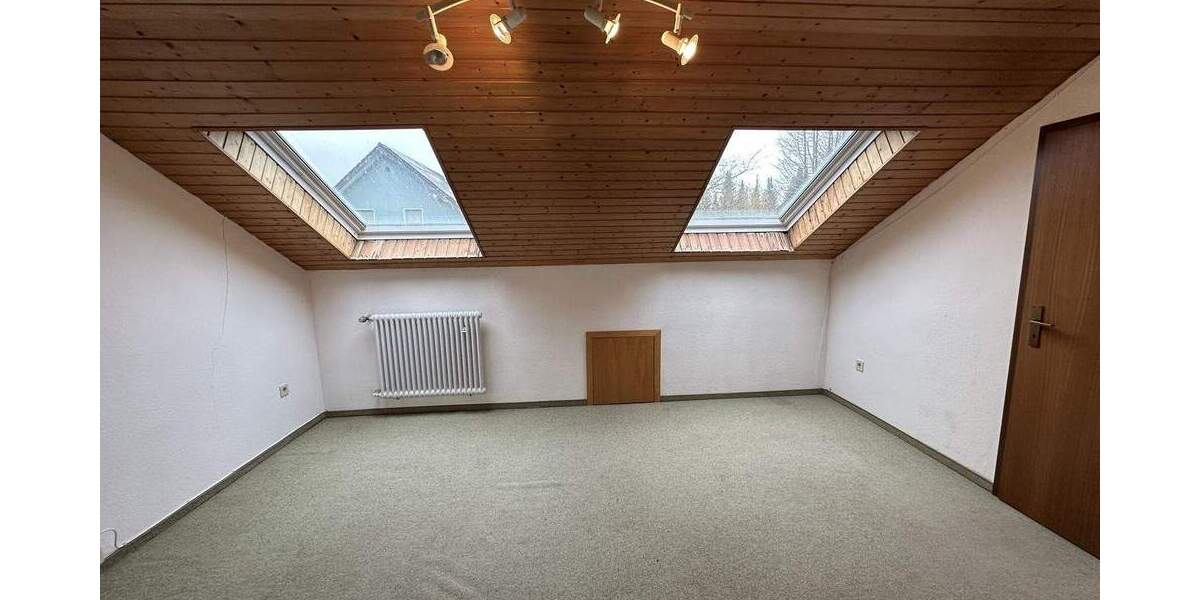 Einfamilienhaus Steinheim - 6 Zimmer, 262 m&sup2;, 299.000&euro; | Angebot:25069589