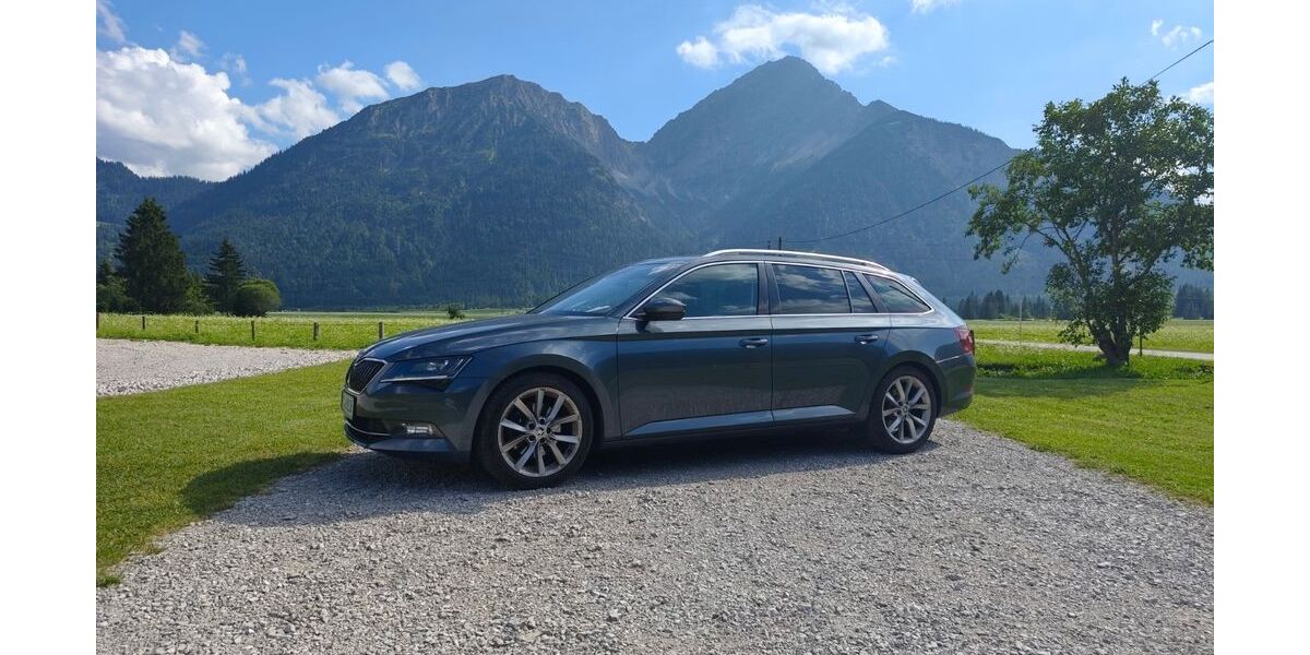 Skoda Superb 118.800 km 19.600 &euro; Waldheim 04736