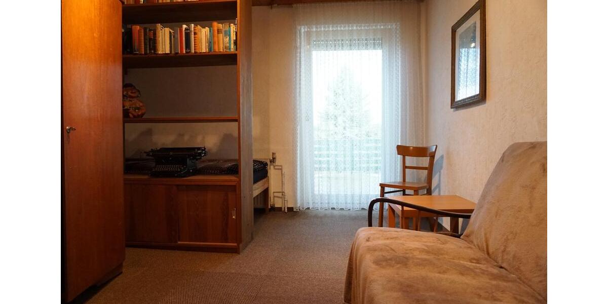 Reihenhaus Schwalbach - 7 Zimmer, 140 m&sup2;, 290.000&euro; | Angebot:27076625