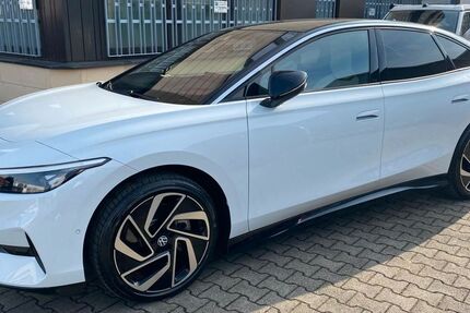 VW ID.7 13.340 km 41.531 € Renningen 71272