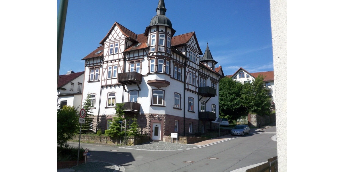 Kapital in Eigentum: Sonnige 2-Zimmer- Dachgeschoss-Wohnung - Dachgeschoßwohnung Tambach-Dietharz TD, Waldstr.17 - WE 6 DG | Angebot:22818559