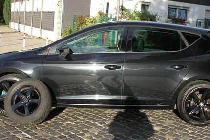 Seat Leon 183.650 km 7.200 &euro; Iserlohn 58636