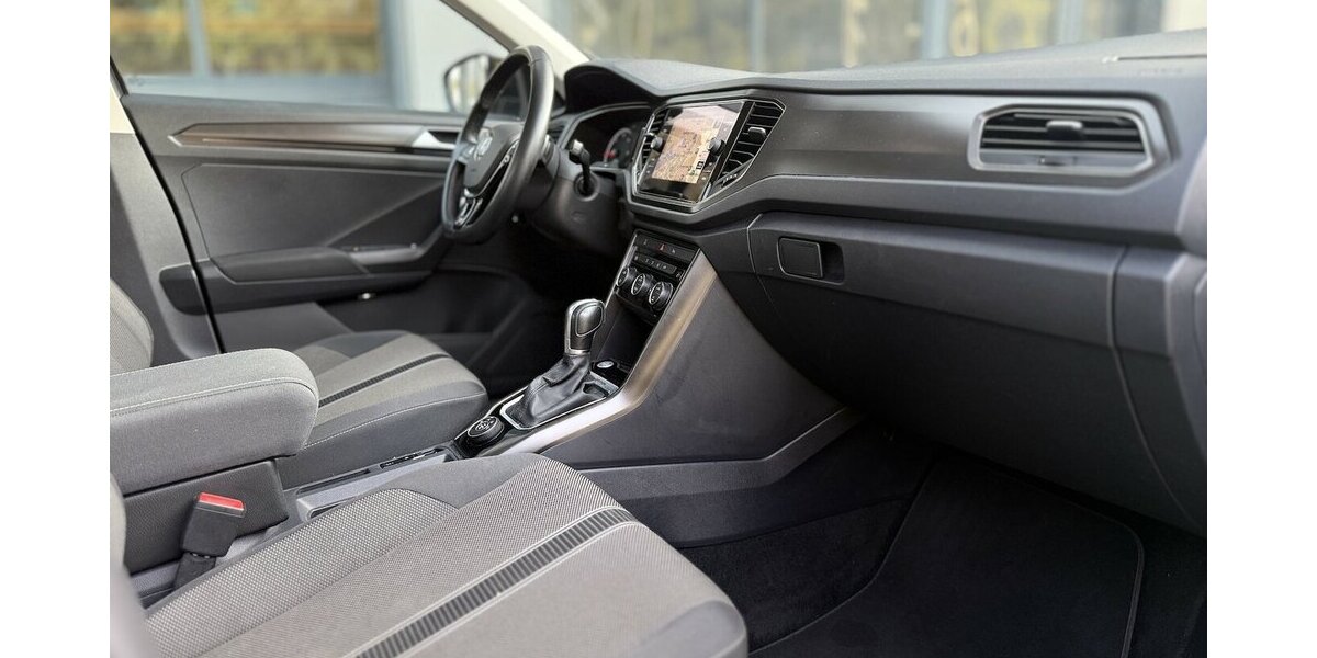 VW T-Roc R line / 4Motion / Keyless Go / PANO 53.000 km 25.250 &euro; Mönchengladbach 41066