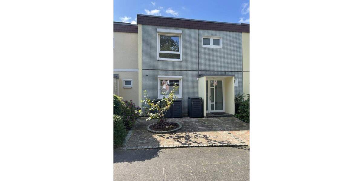 Modernisiertes Mittelreihenhaus in begehrter Lage (reserviert) 4 zimmer