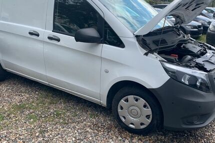 Mercedes-Benz Vito 206.000 km 12.799 &euro; Berlin 10829